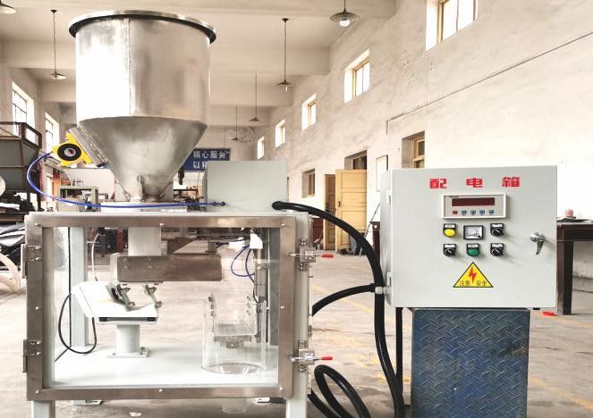 CJ500有機(jī)玻璃型鐵粉機(jī)